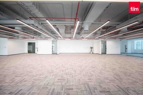 Зняти в оренду офіс в Sheikh Zayed Road, Дубай, ОАЕ 921.5м2, № 717560 - фото 9