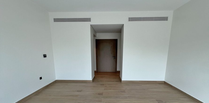 Maison de ville à Damac Lagoons, Dubai, EAU: 5 chambres, 220 m2 № 703014