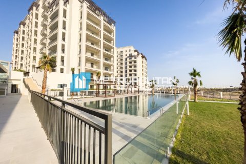 Üürile anda korter on the Yas Island, Abu Dhabi, AÜE: 54.2 m² Nr 687110 - pilt 3