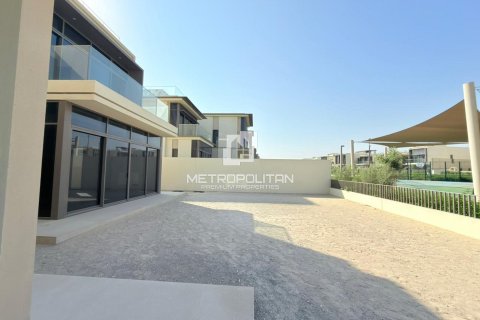 Villa in Dubai Hills Estate, Dubai, UAE 4 bedrooms, 800 sq.m. № 664811 - photo 23