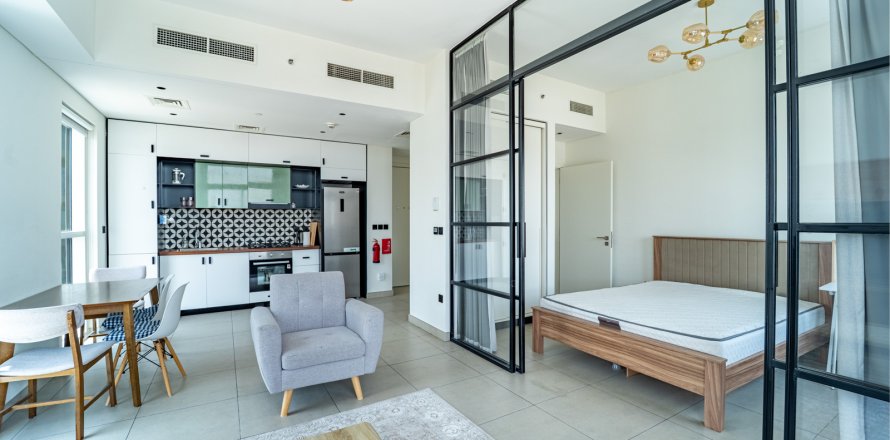 Dubai、UAEにあるマンション 2ベッドルーム、69 m2 No751286