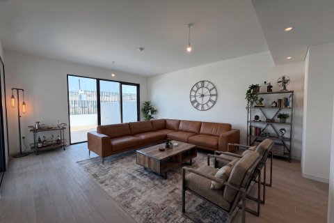 Kuća u nizu u gradu Dubai, UAE 4 spavaće sobe, 286 m2 Br. 751288 - Slika 2