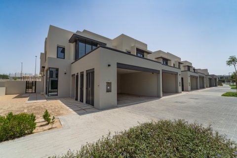 Townhouse în Dubai, EAU 4 dormitoare, 286 mp.  №751288