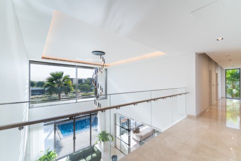 Villa zum Verkauf in Dubai, VAE 6 Schlafzimmer, 675 m2 Nr. 696257 - Foto 8