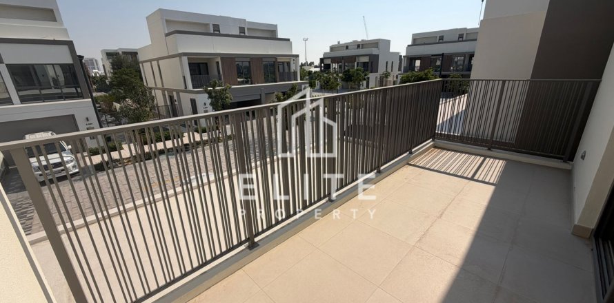 Vila di Dubai, UEA 3 kamar tidur nomor 681753