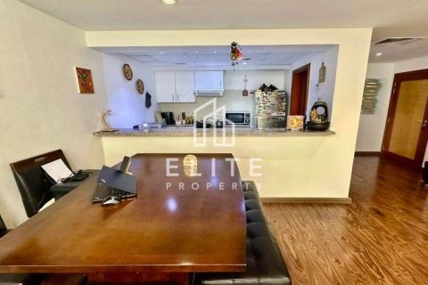 Apartament do wynajęcia w Greens, Dubai, ZEA 2 sypialnie, 107 mkw., nr 681758 - zdjęcie 3