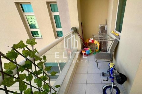 Apartament do wynajęcia w Greens, Dubai, ZEA 2 sypialnie, 107 mkw., nr 681758 - zdjęcie 15
