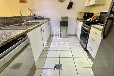 Apartament do wynajęcia w Greens, Dubai, ZEA 2 sypialnie, 107 mkw., nr 681758 - zdjęcie 11