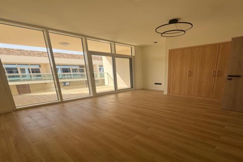 Városi lakóépület itt: Rukan, Dubai, EAE, 2 hálószoba, 133 m², azonosító: 709310 - fénykép 11