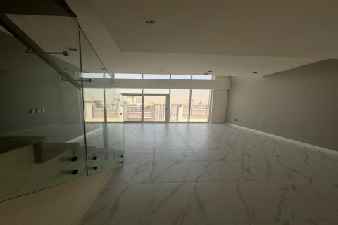 Városi lakóépület itt: Rukan, Dubai, EAE, 2 hálószoba, 133 m², azonosító: 709310 - fénykép 9
