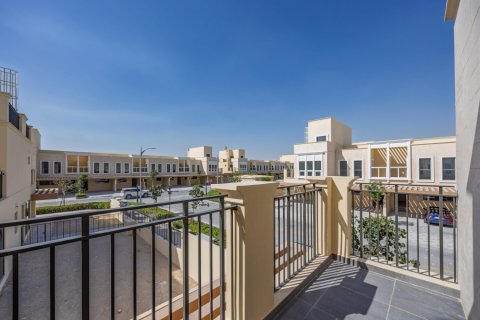 Villa sa Damac Lagoons, Dubai, UAE 5 silid-tulugan, 228 sq.m. № 709308 - larawan 3