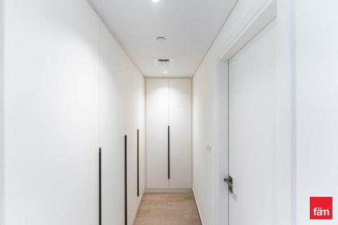 Huoneisto Umm Suqeim, Dubai, Arabiemiraatit 3 makuuhuonetta, 172.5 m2 № 680044 - kuva 16