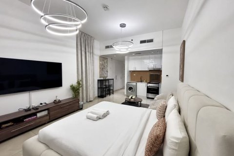Apartment in Jumeirah Village Circle, Dubai, UAE 45 sq.m. № 728739 - photo 8