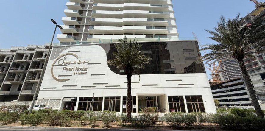 Tindahan sa Dubai, UAE 58.7 sq.m. № 641364