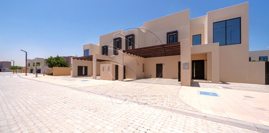 Вілла в Ghantoot, Абу-Даби, ОАЕ 2 спальні, 311м2 № 662874