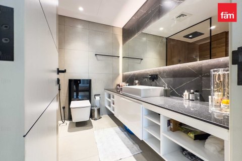 Apartment til salg i Dubai, UAE 1 soveværelse, 74.2 kvm № 652139 - foto 4