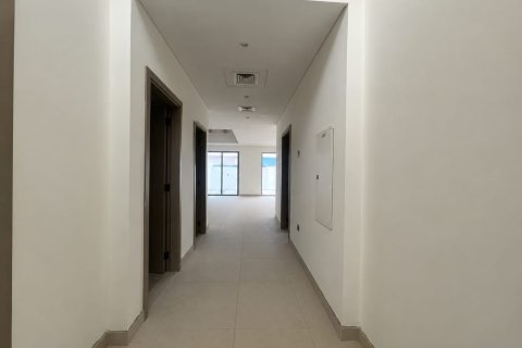 Villa til salgs i Damac Lagoons, Dubai, Emiratene 6 soverom, 432 kvm Nr. 722162 - Foto 1