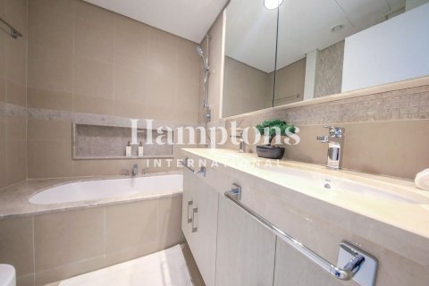 Apartamento en alquiler en Downtown Dubai (Downtown Burj Dubai), Dubai, EAU 3 dormitorios, 191.28727700 m2 № 718406 - foto 16