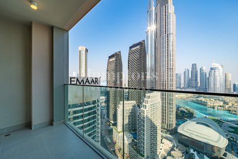 Apartamento en alquiler en Downtown Dubai (Downtown Burj Dubai), Dubai, EAU 3 dormitorios, 159.97896600 m2 № 718407 - foto 16