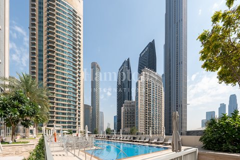 Apartamento en alquiler en Downtown Dubai (Downtown Burj Dubai), Dubai, EAU 3 dormitorios, 159.97896600 m2 № 718407 - foto 8