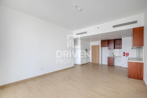 Apartment in Jumeirah, Dubai, UAE 1 bedroom, 75.81 sq.m. № 744947