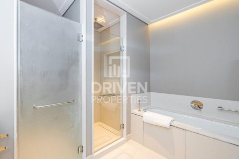 Downtown Dubai (Downtown Burj Dubai)、Dubai、UAE にあるマンションの賃貸物件 3ベッドルーム、183.86 m2、No744946 - 写真 11