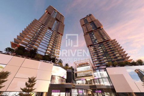 Apartment in Jumeirah Lake Towers, Dubai, UAE 1 bedroom, 90.12 sq.m. № 743158 - photo 2