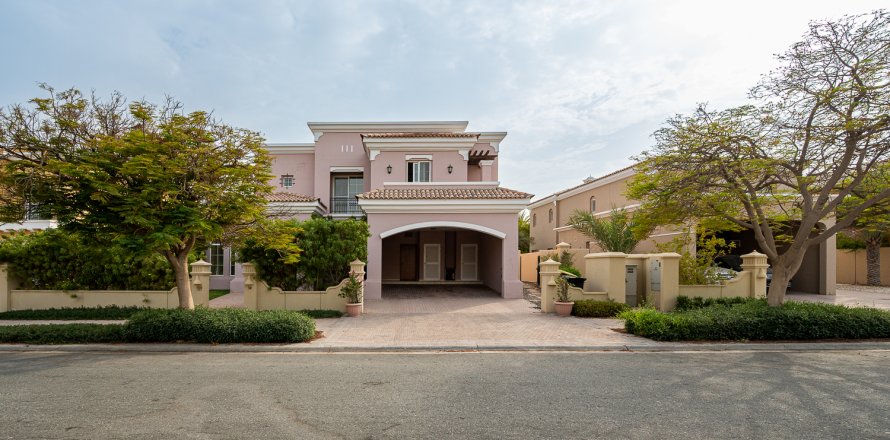 ویلا در Arabian Ranches، Dubai ، امارات متحده عربی 4 خوابه ، 328.95 متر مربع.  شماره 750694