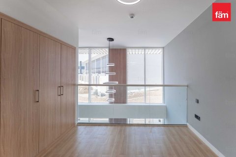 Townhouse in Dubai, UAE 2 bedrooms, 102.4 sq.m. № 758506 - photo 17