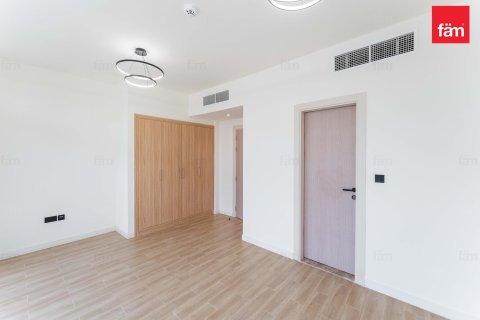 Townhouse in Dubai, UAE 2 bedrooms, 102.4 sq.m. № 758506 - photo 14