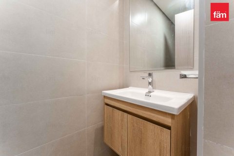Townhouse in Dubai, UAE 2 bedrooms, 102.4 sq.m. № 758506 - photo 20