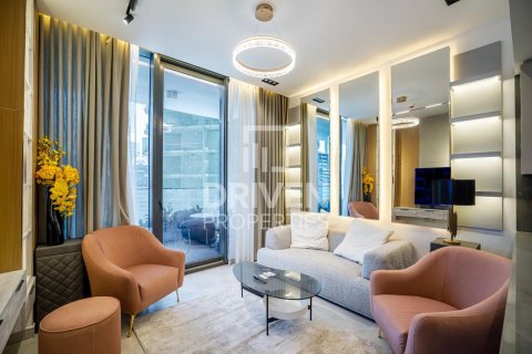 דירה ב Business Bay, Dubai, איחוד האמירויות 1 חדר שינה, 68.66 מ