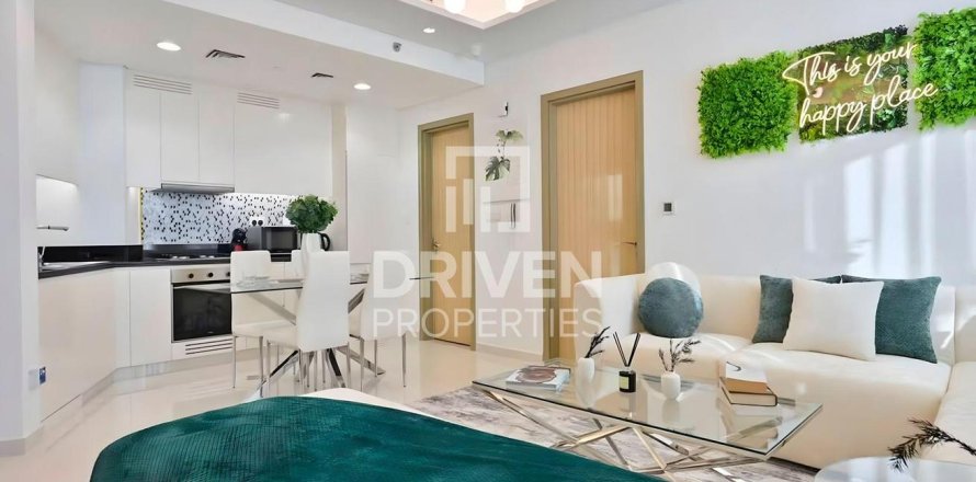 Apartmán v Business Bay, Dubai, SAE 2 spálne, 122.72 m2 č. 746028