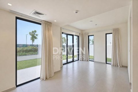 Huvila Dubai South (Dubai World Central), Dubai, Arabiemiraatit 4 makuuhuonetta, 238.11 m2 № 759077 - kuva 5