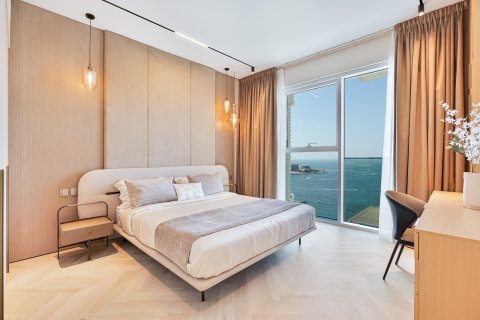Appartement te koop in Jumeirah Beach Residence, Dubai, VAE 3 slaapkamers, 192 vr.m., nr 734495 - foto 7
