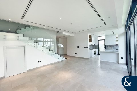 Villa til leie i Jumeirah Golf Estates, Dubai, Emiratene 4 soverom, 319 kvm Nr. 668272 - Foto 4