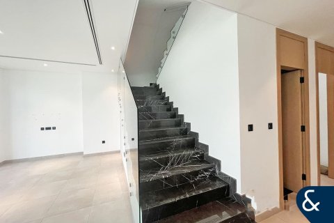 Villa til leie i Jumeirah Golf Estates, Dubai, Emiratene 4 soverom, 319 kvm Nr. 668272 - Foto 8