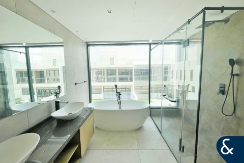 Villa til leie i Jumeirah Golf Estates, Dubai, Emiratene 4 soverom, 319 kvm Nr. 668272 - Foto 10