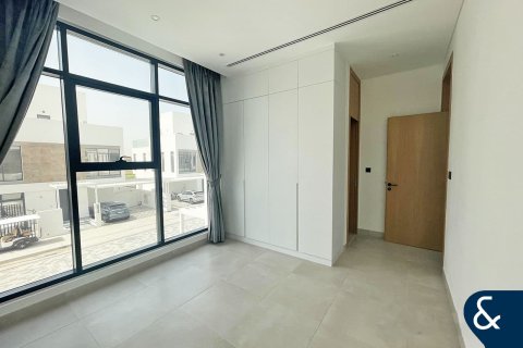 Villa til leie i Jumeirah Golf Estates, Dubai, Emiratene 4 soverom, 319 kvm Nr. 668272 - Foto 13