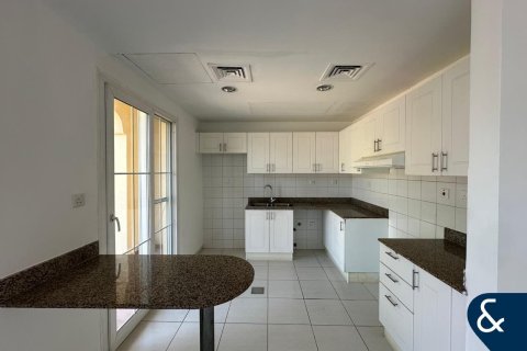 Vila v The Springs, Dubai, SAE 3 ložnice, 357 m² Č.: 668277 - fotografie 3