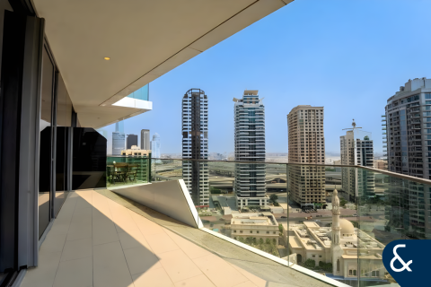 Lägenhet uthyres i Dubai Marina, Dubai, UAE 1 sovrum, 95 kvm Nr. 668275 - fotografi 14