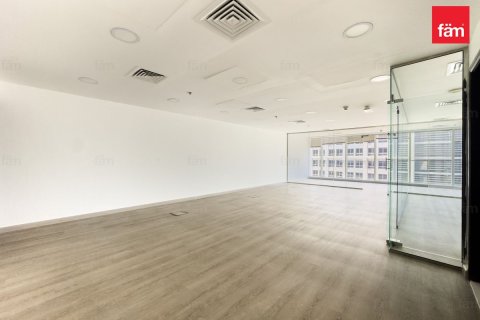 Bureau à louer à Business Bay, Dubai, EAU 84.2 m2 № 735358 - photo 3