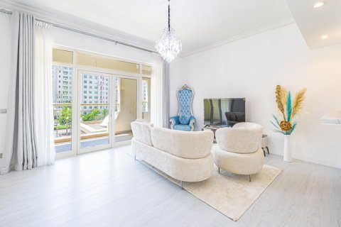 Appartement te koop in Palm Jumeirah, Dubai, VAE 2 slaapkamers, 147.36 vr.m., nr 637811 - foto 1