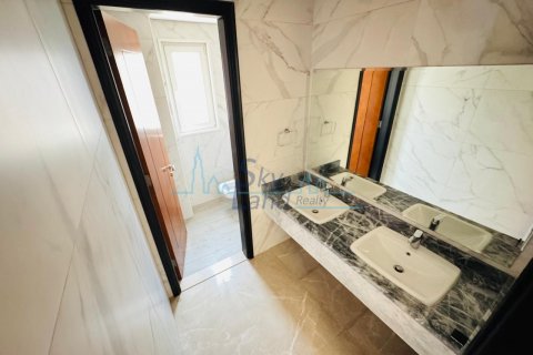 Vila di Jumeirah, Dubai, UEA 5 kamar tidur, 371.6 m2 nomor 645112 - foto 14