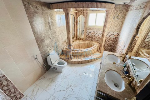וילה להשכרה ב Jumeirah, Dubai, איחוד האמירויות  5 חדרי שינה, 557.4 מ"ר, מספר 645111 - תמונה 28