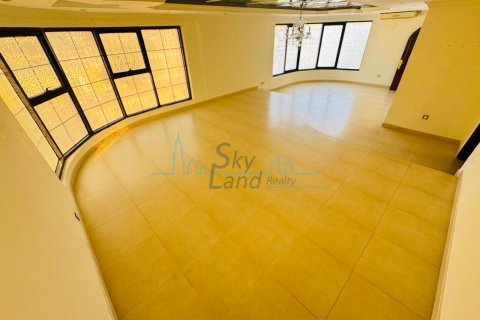 וילה להשכרה ב Jumeirah, Dubai, איחוד האמירויות  5 חדרי שינה, 557.4 מ"ר, מספר 645111 - תמונה 31