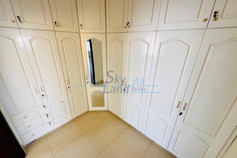 וילה להשכרה ב Jumeirah, Dubai, איחוד האמירויות  5 חדרי שינה, 557.4 מ"ר, מספר 645111 - תמונה 30