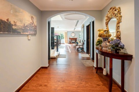 Vila v Jumeirah Park, Dubai, SAE 4 spálne, 768 m2 č. 705069 - Fotografia 2