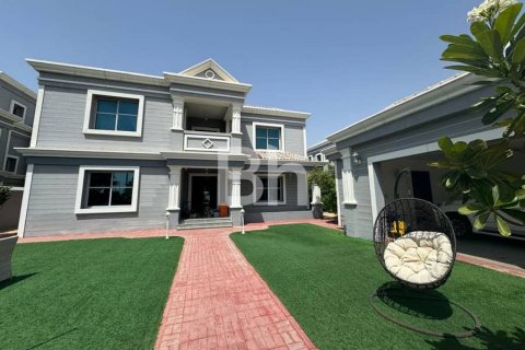 Villa till försäljning i Falcon City of Wonders, Dubai, UAE 5 sovrum, 814 kvm Nr. 643720 - fotografi 7