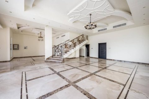 Villa til leie i Al Barsha, Dubai, Emiratene 5 soverom, 958 kvm Nr. 643724 - Foto 1
